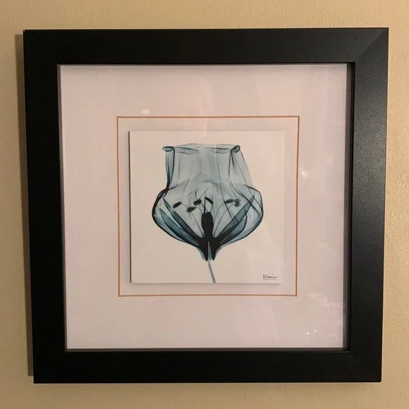 SALE!! Gracious green bulb number 2 watercolour.    4 - Picture 1 of 10